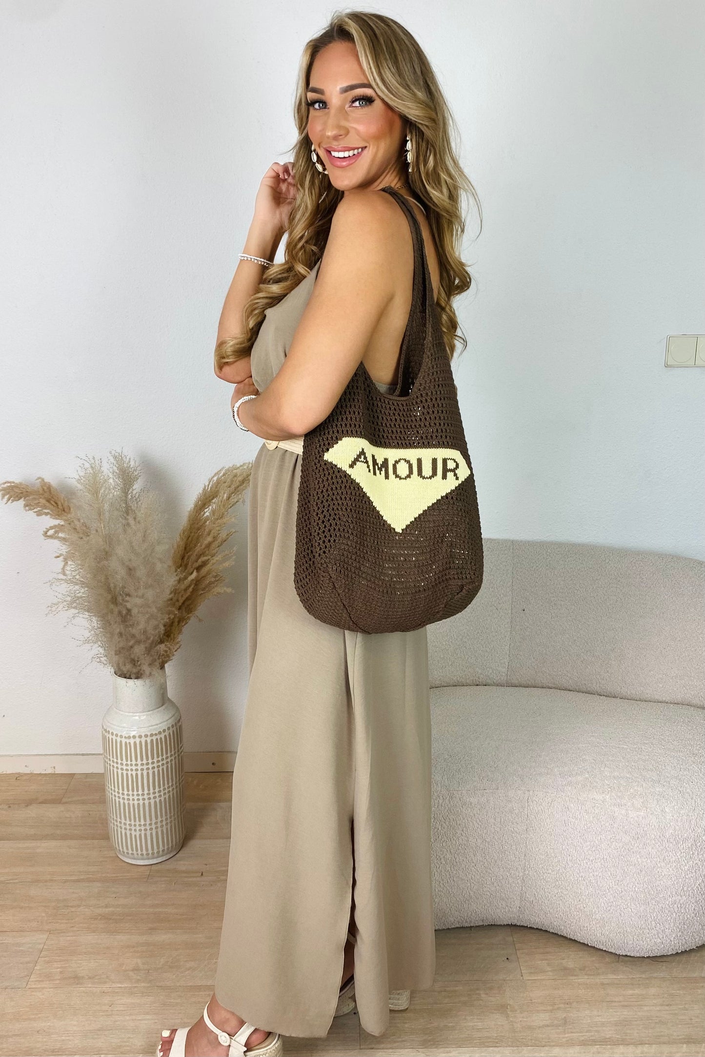 Amour stradtas - Bruin