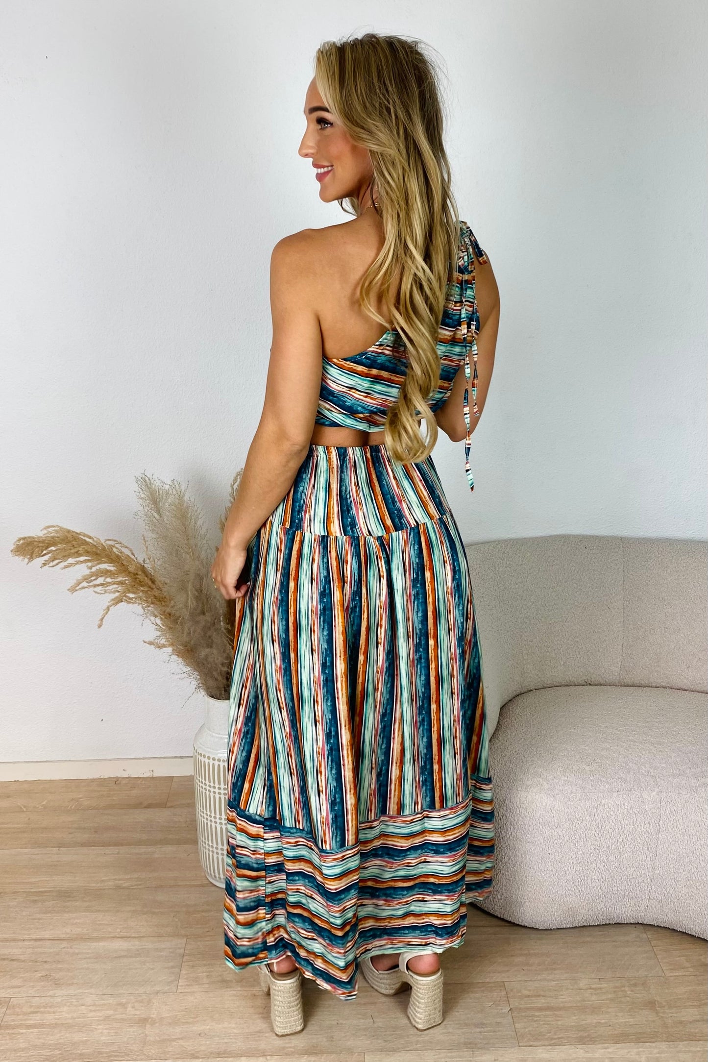 Cut-out one shoulder jurk - Groen