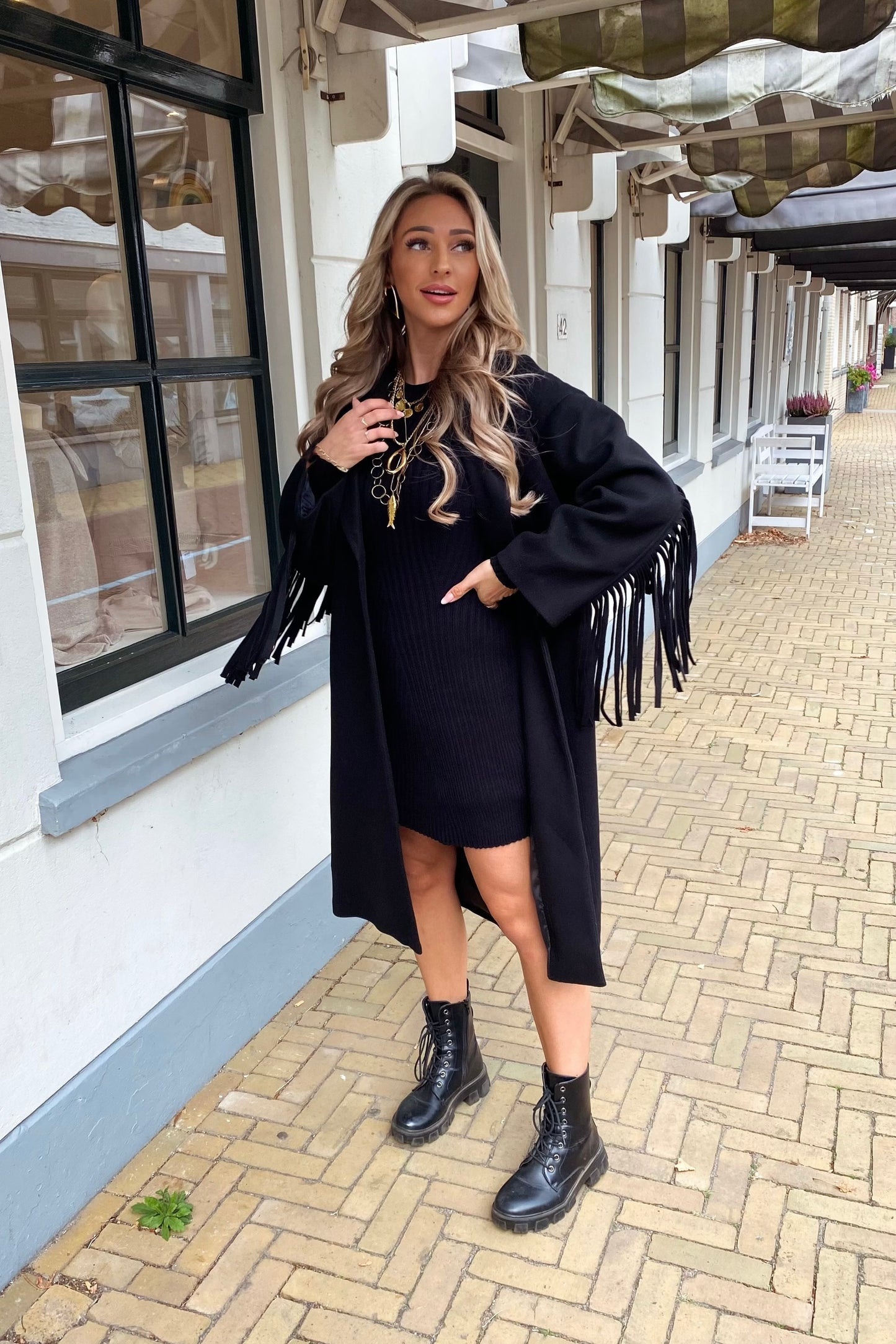 Jade fringe coat - Black