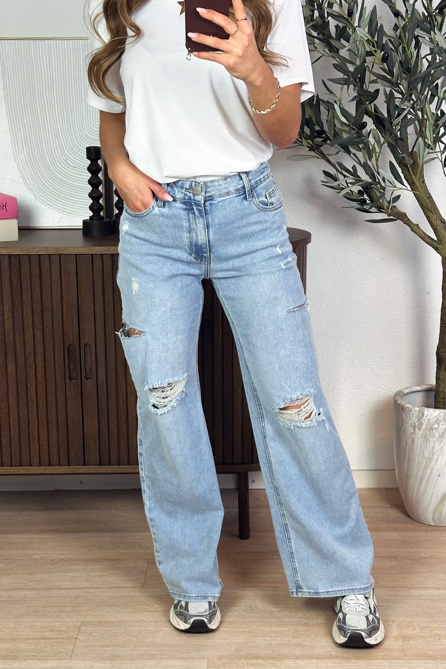 Nyra wide leg jeans