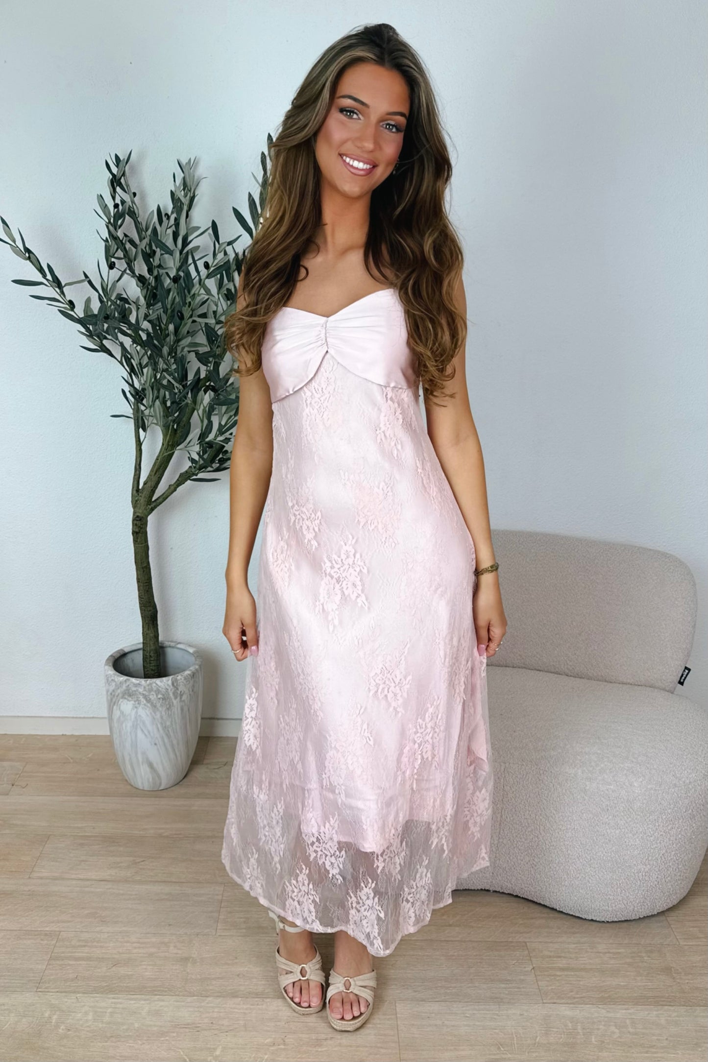 Elise kanten midi jurk - Roze