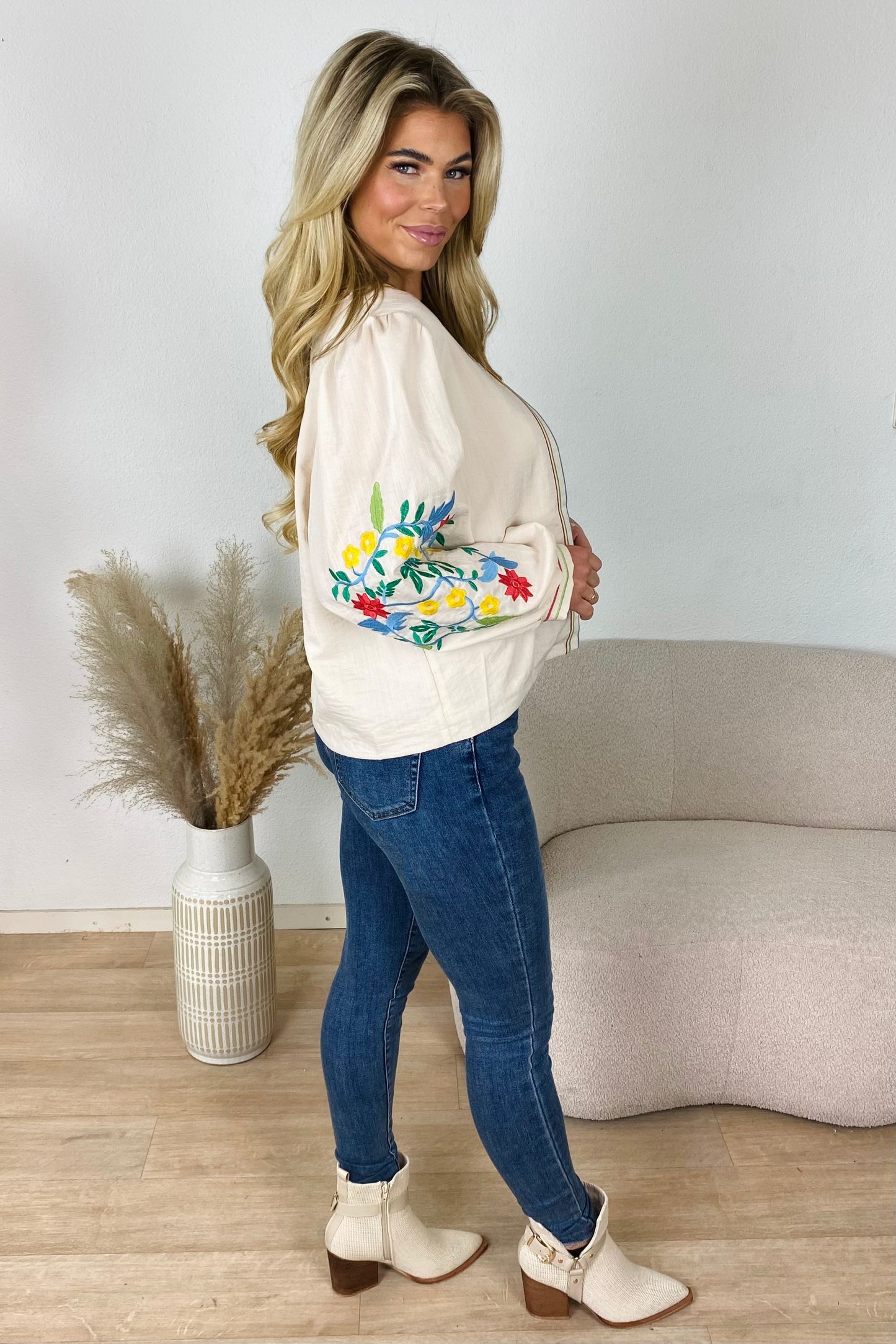 Flower sleeve vest - Beige
